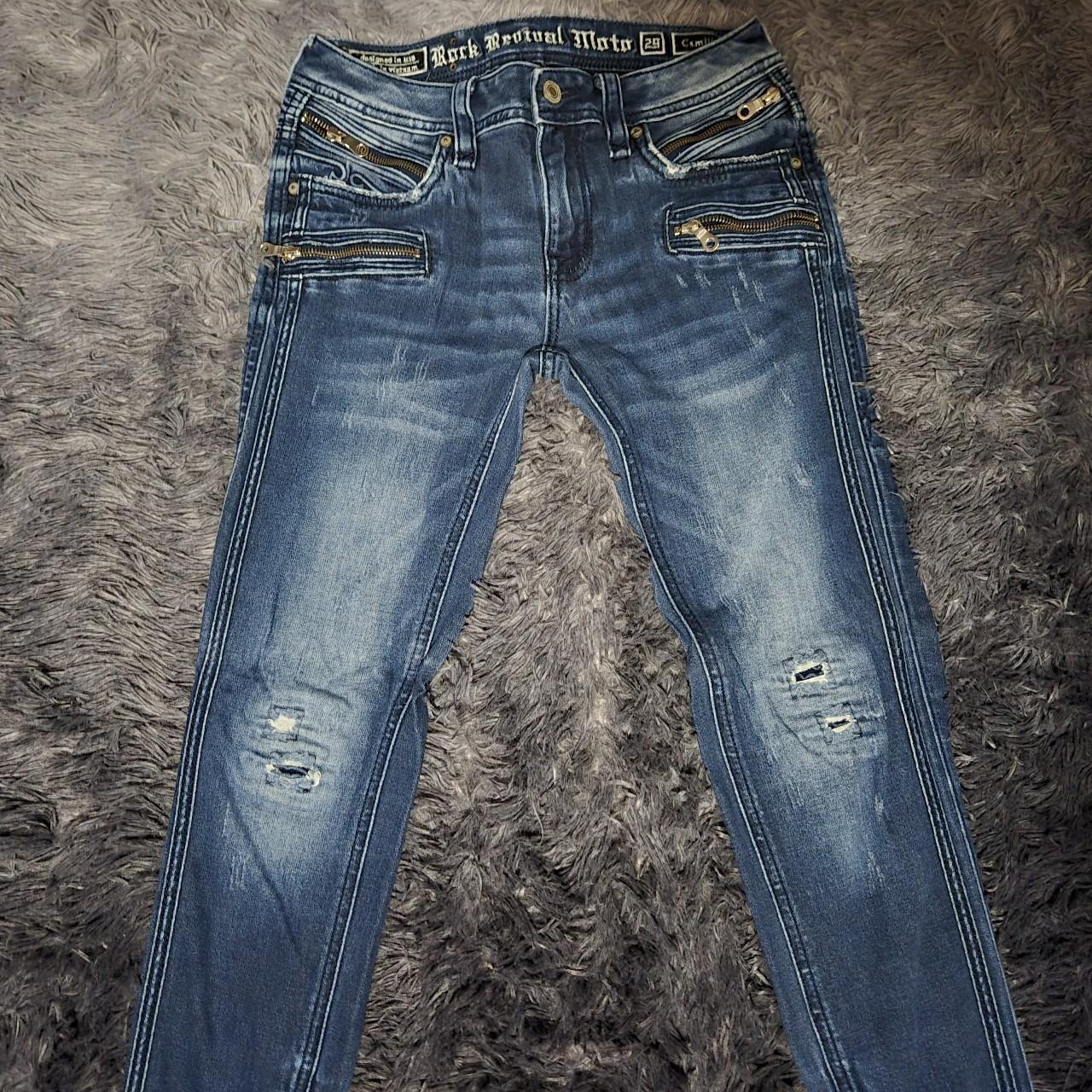 item listed by lillisalou