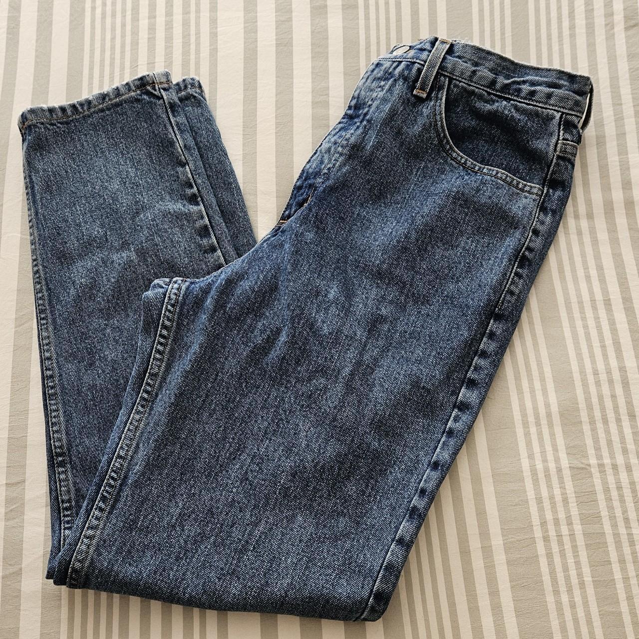 GUESS vintage blue jeans. Style 1050 Regular. Size