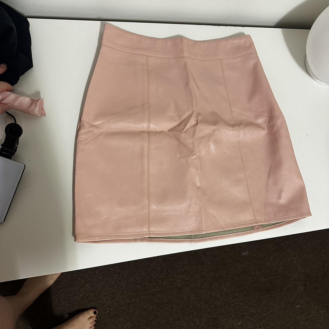 Tiger mist 2025 pink leather skirt