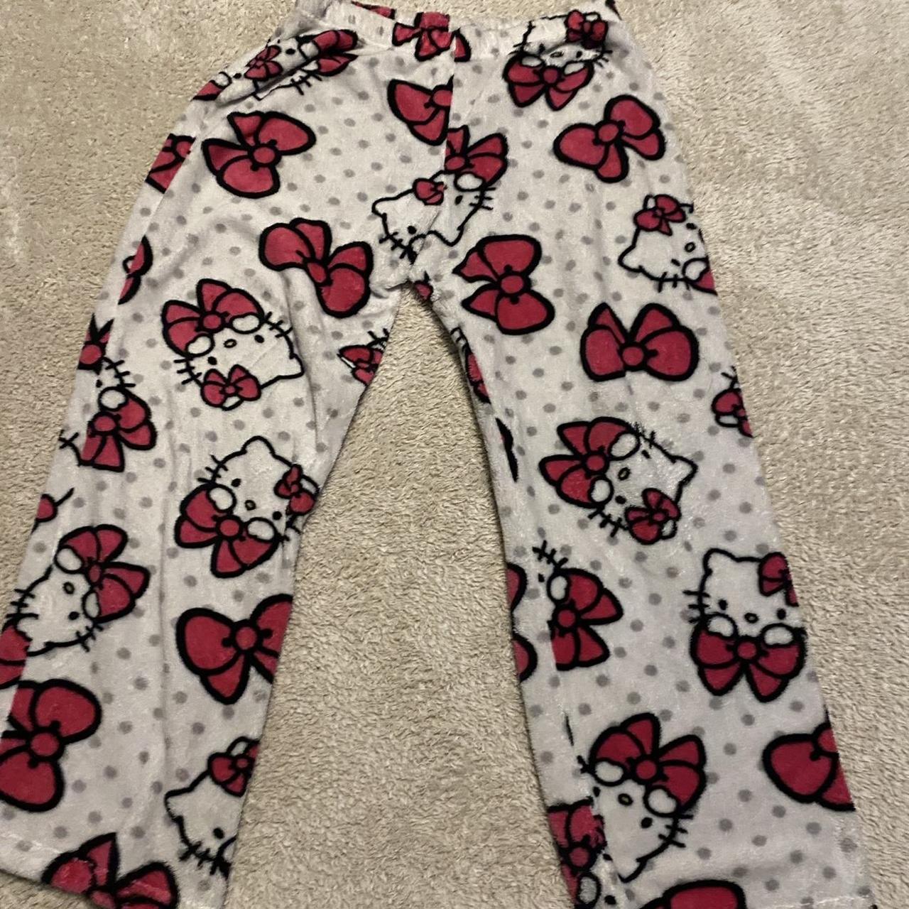 hello kitty sleepwear pajamas🎀 •s Depop