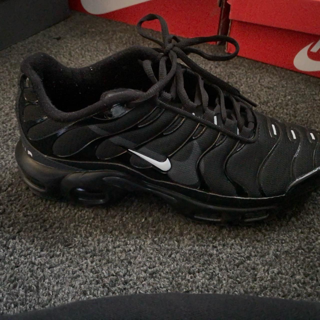 tns black and grey