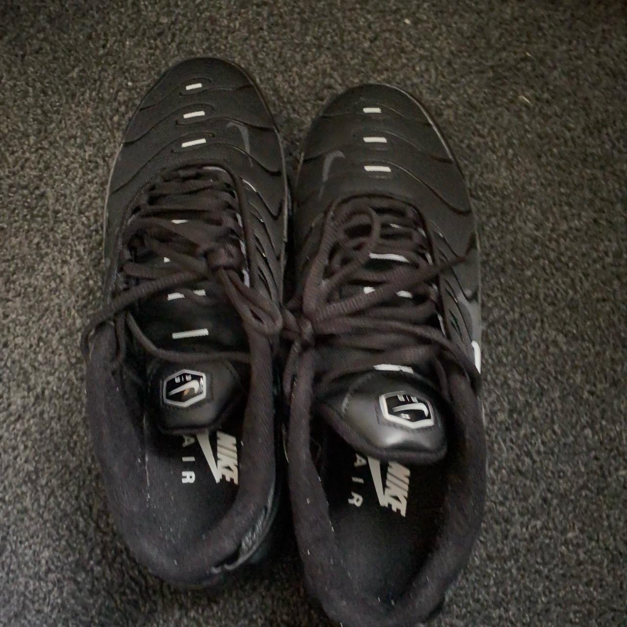 tns black and grey