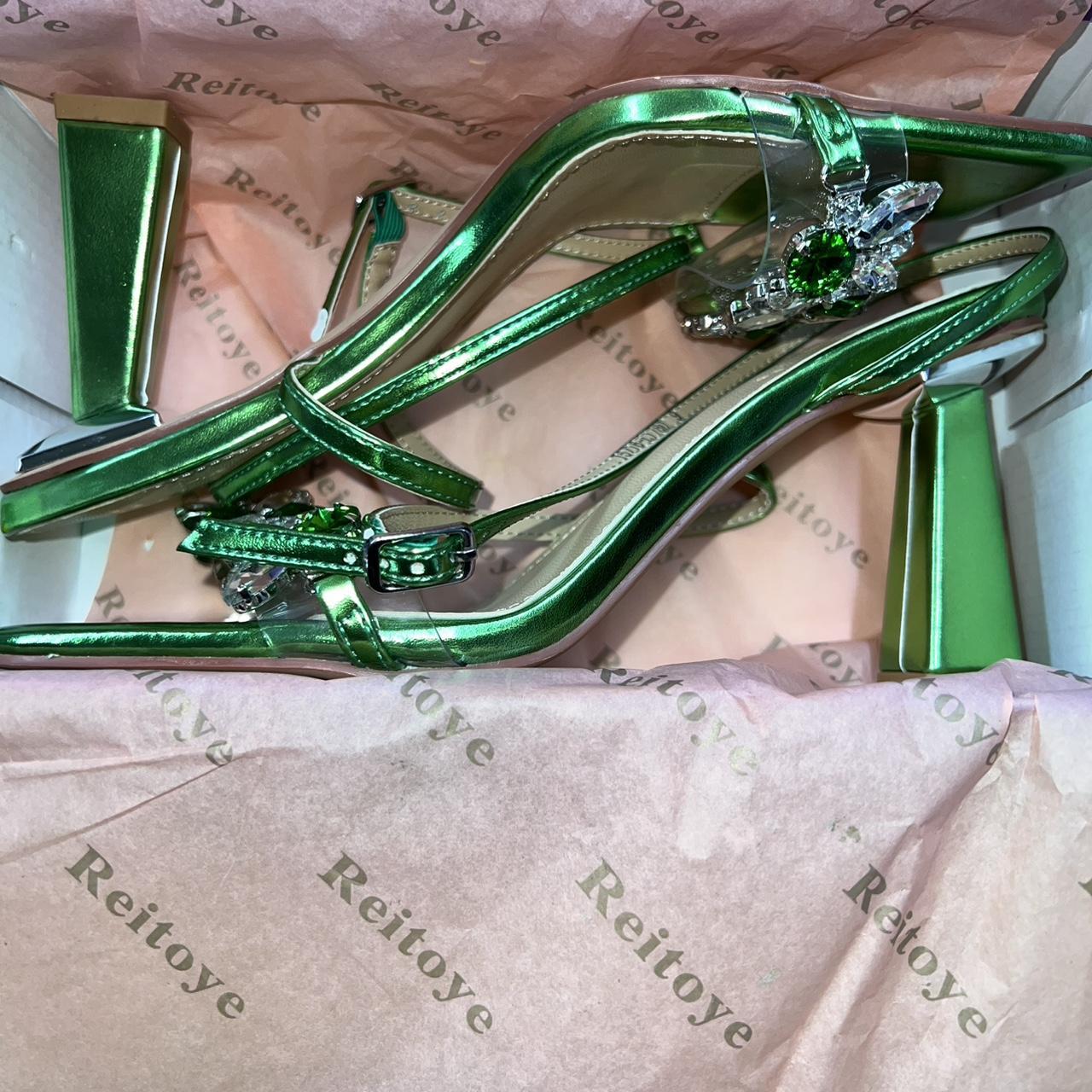 item listed by lily_jx