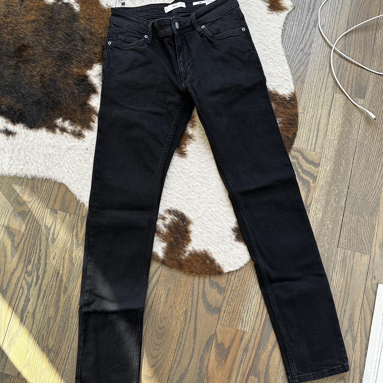 Mango Men's Jeans - Black - 30" – Mango black jeans men's 30x31. Slim fit. …