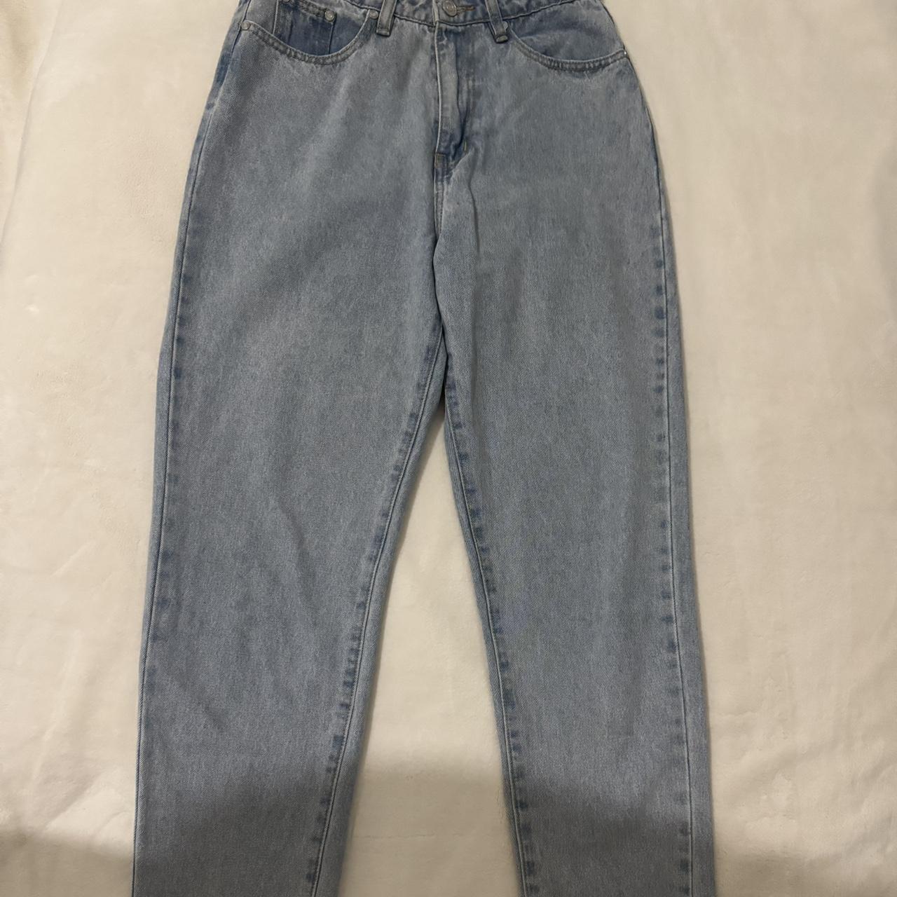 item listed by fiizaa