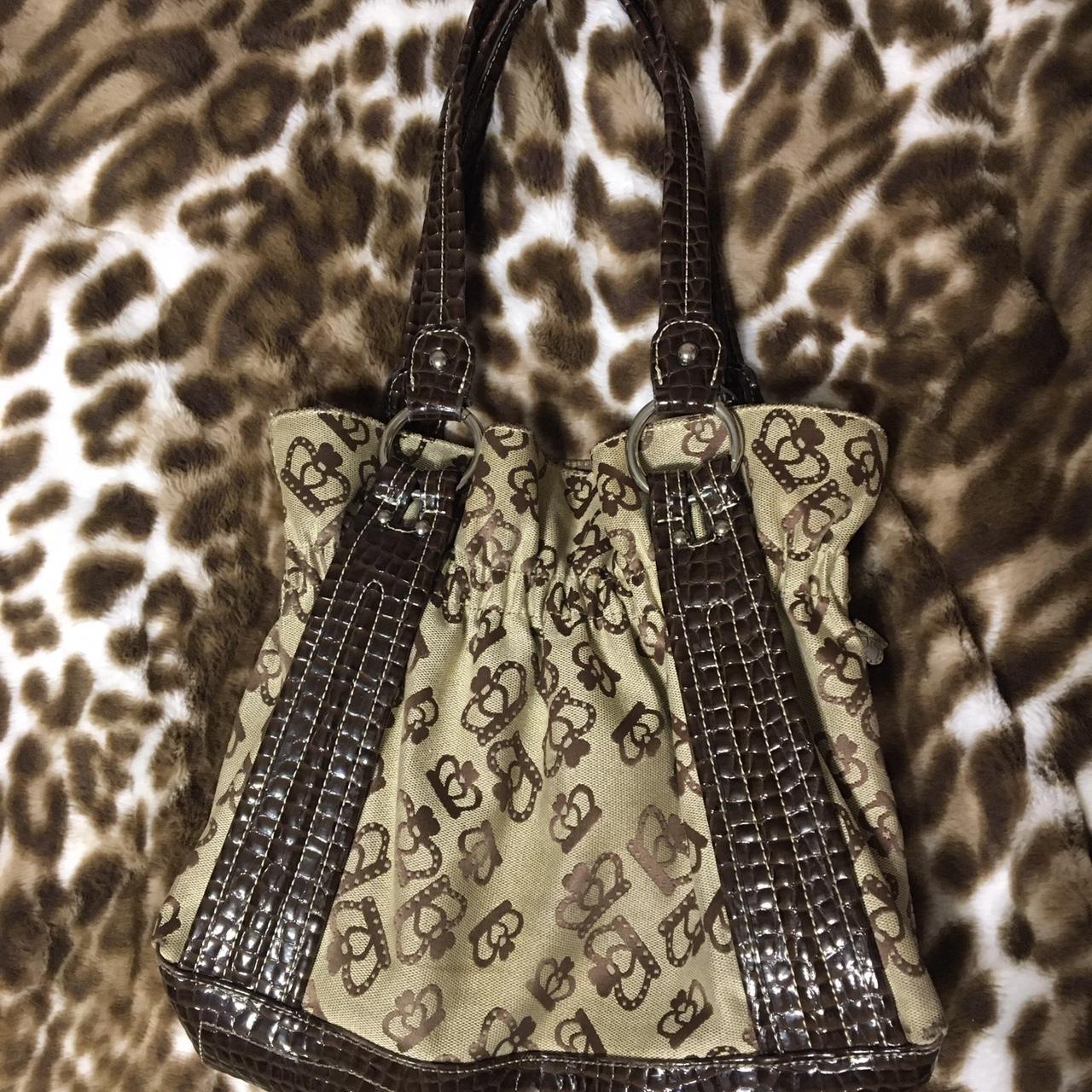 Kathy 2000s Jlo purse!! So cute for a y2k queen🧸🎀 2... - Depop