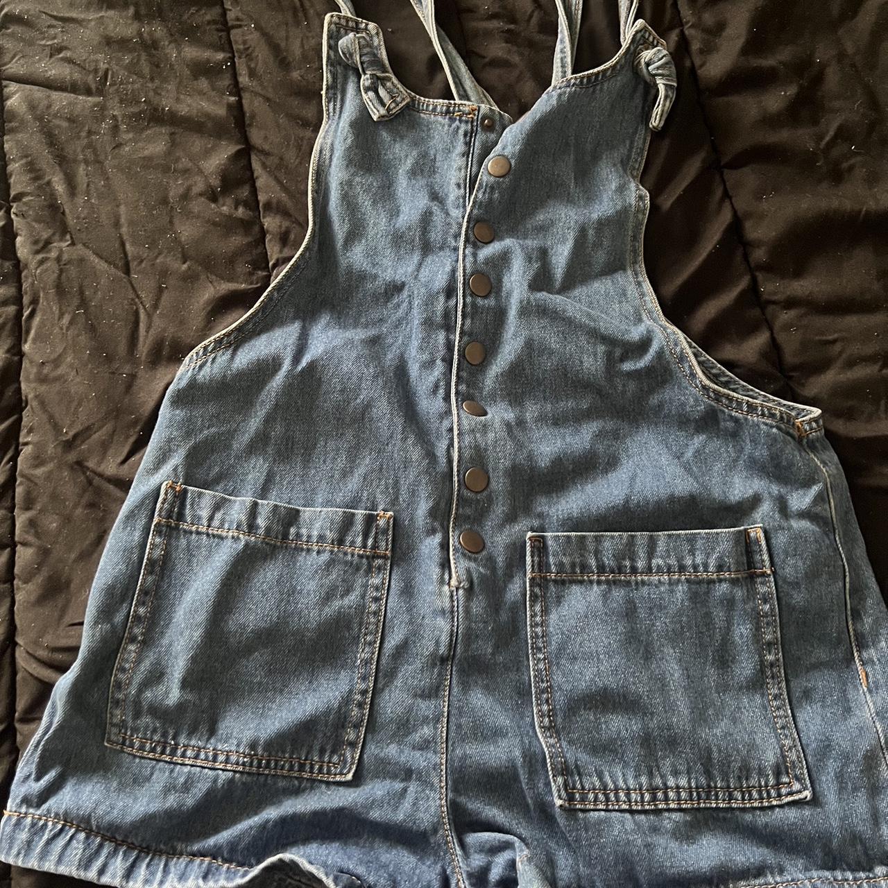 Forever 21 short store overalls