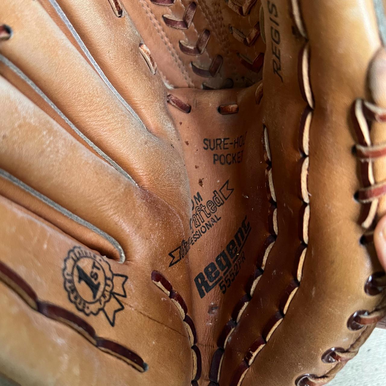 Regent 2025 baseball glove