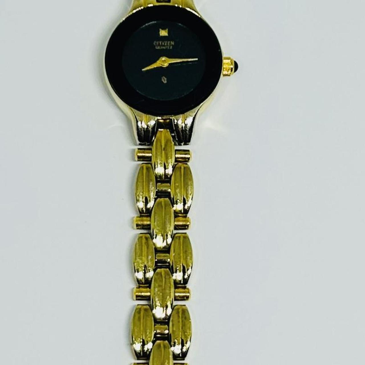 Citizen Vintage Women's outlets Black & Gold Watch