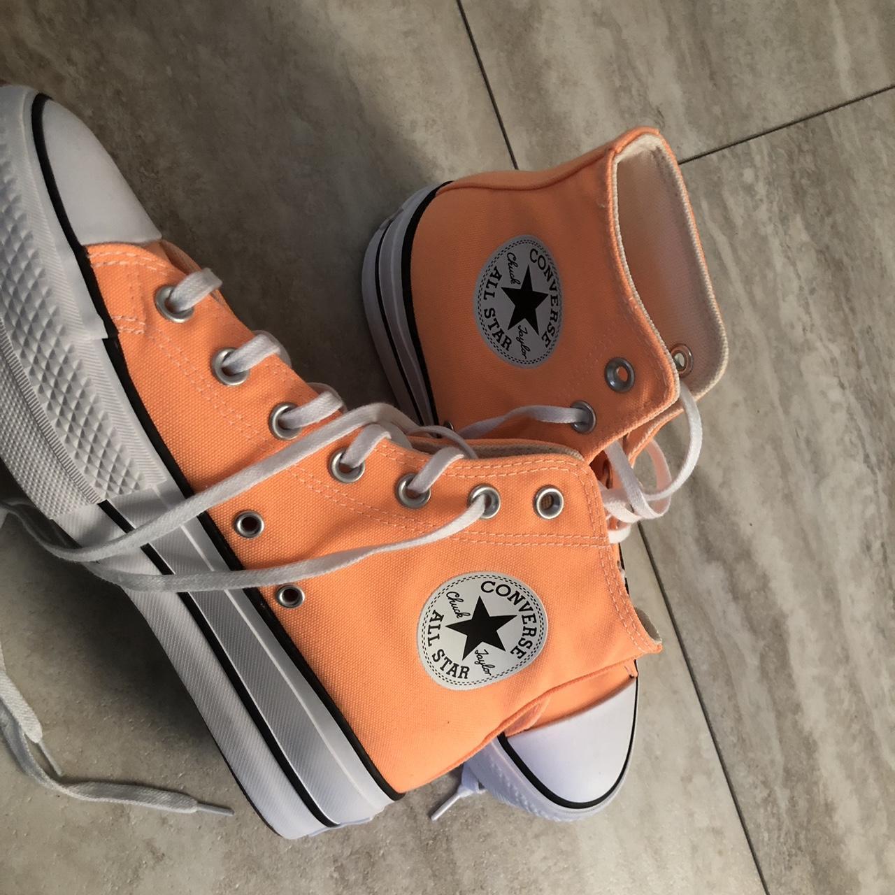 Orange deals chuck 7