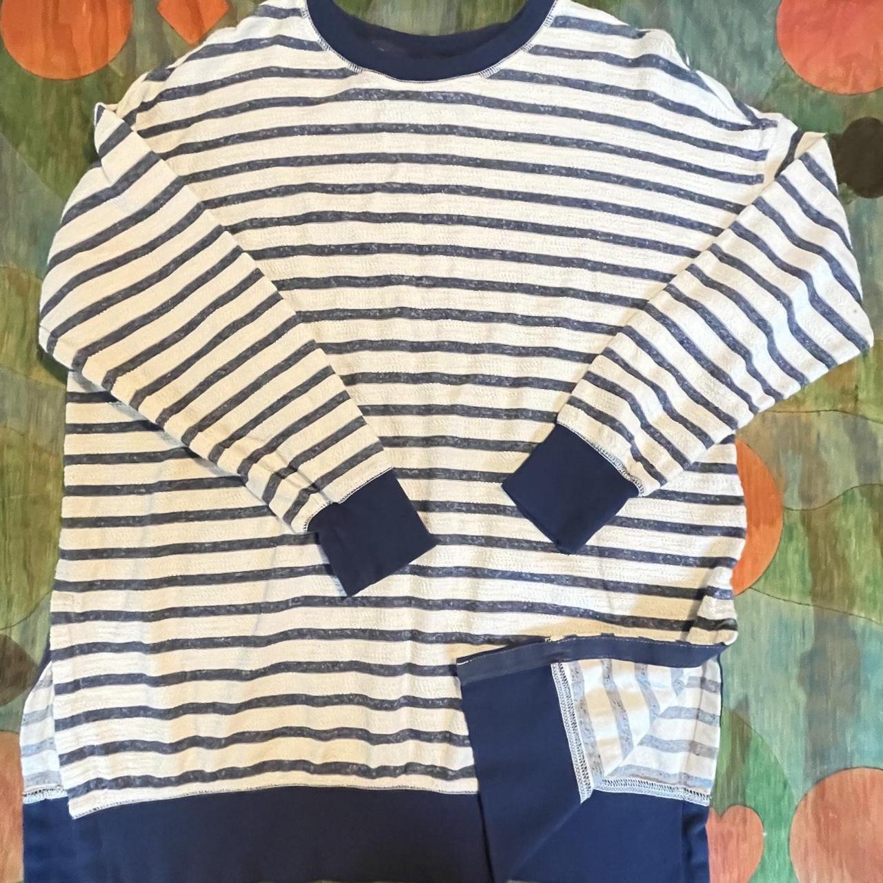 Old navy best sale striped sweatshirt