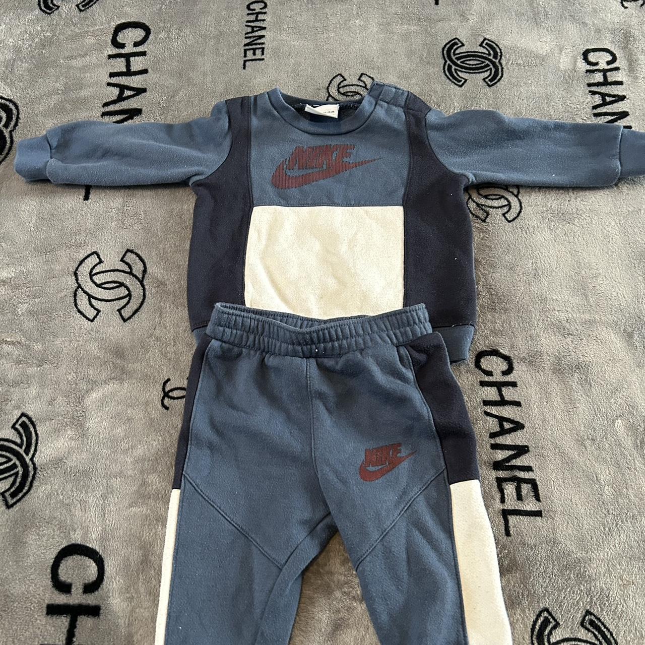 newborn baby nike tracksuit
