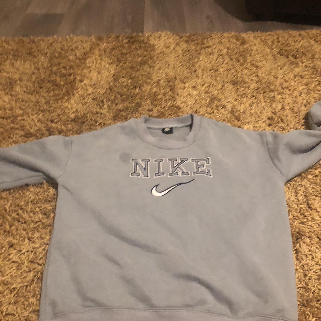 Nike vintage jumper - Depop