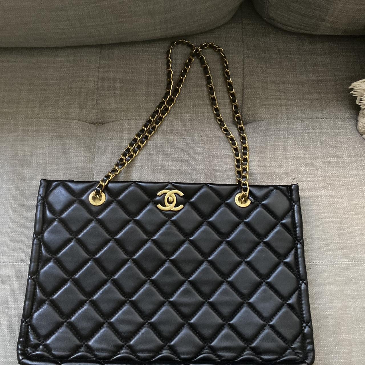 Chanel Vintage XL Supermodel Tote Bag This is in - Depop