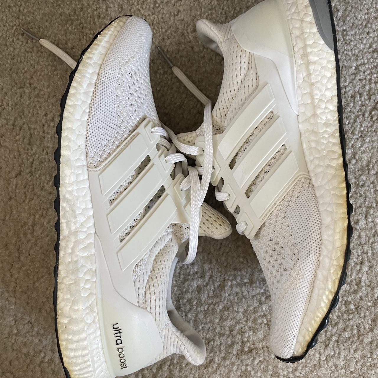 triple white adidas ultraboost