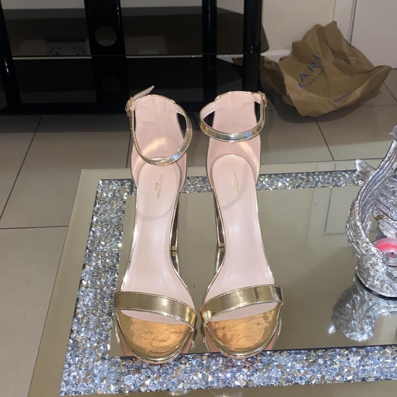 plt white heels