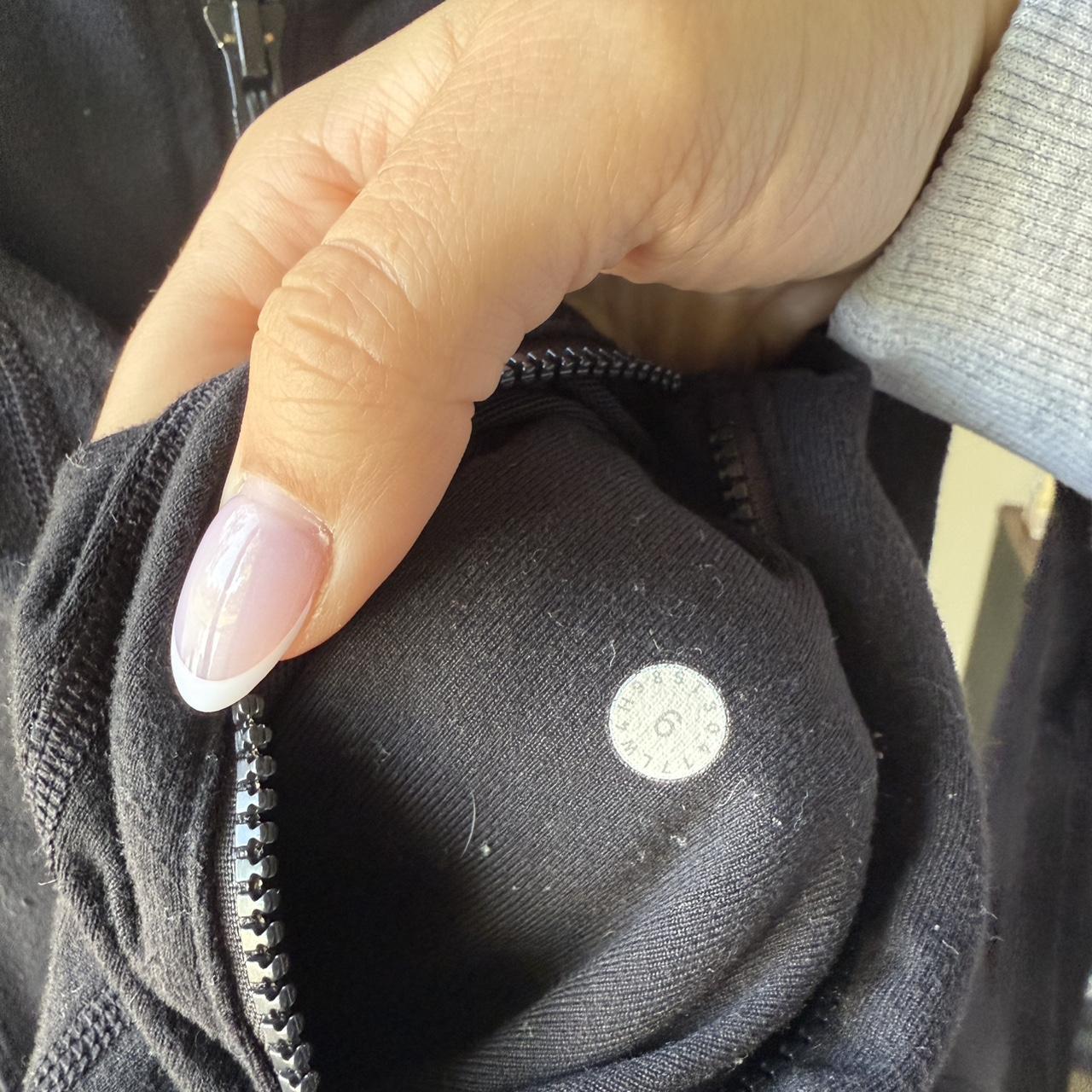 Lululemon Women's Jacket - Black - 6 – Lululemon … - image 3