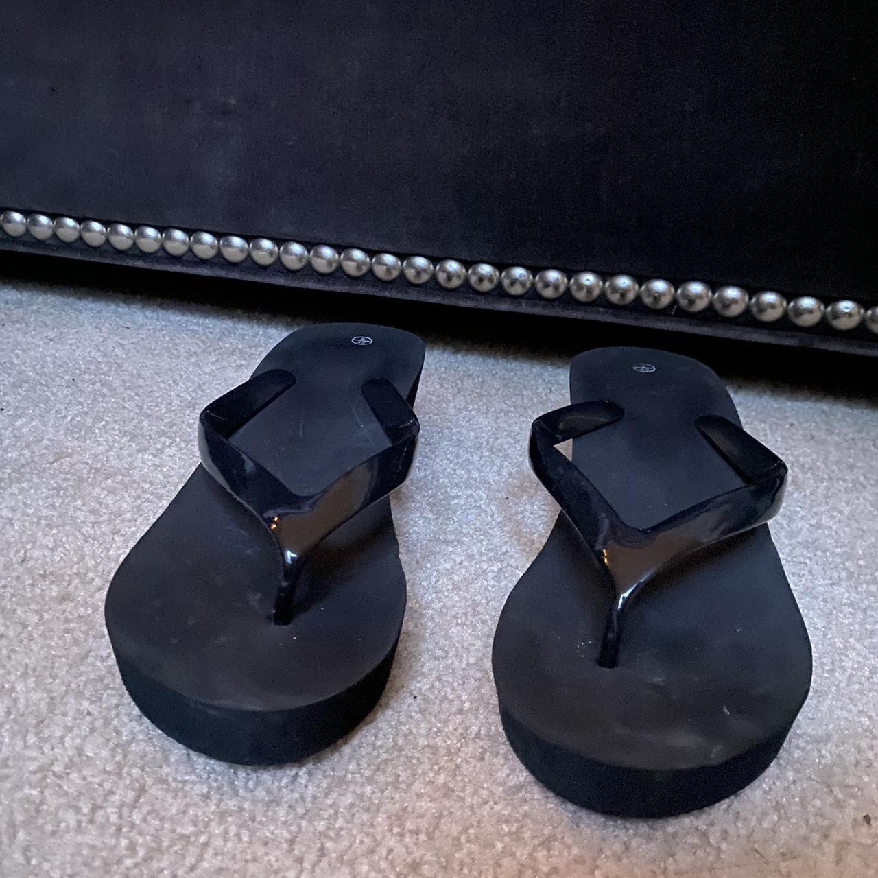 Y2K BLACK PLATFORM FLIP FLOPS (SIZE 42) 🩴 #y2k... - Depop