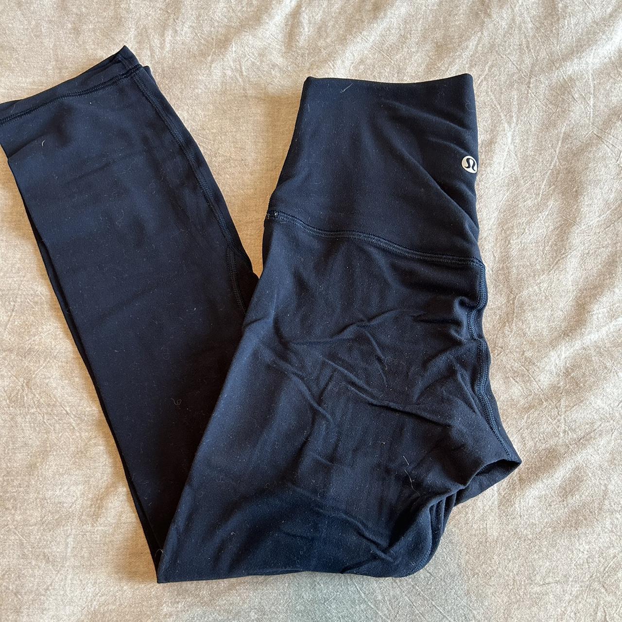 navy blue lululemon leggings - Depop