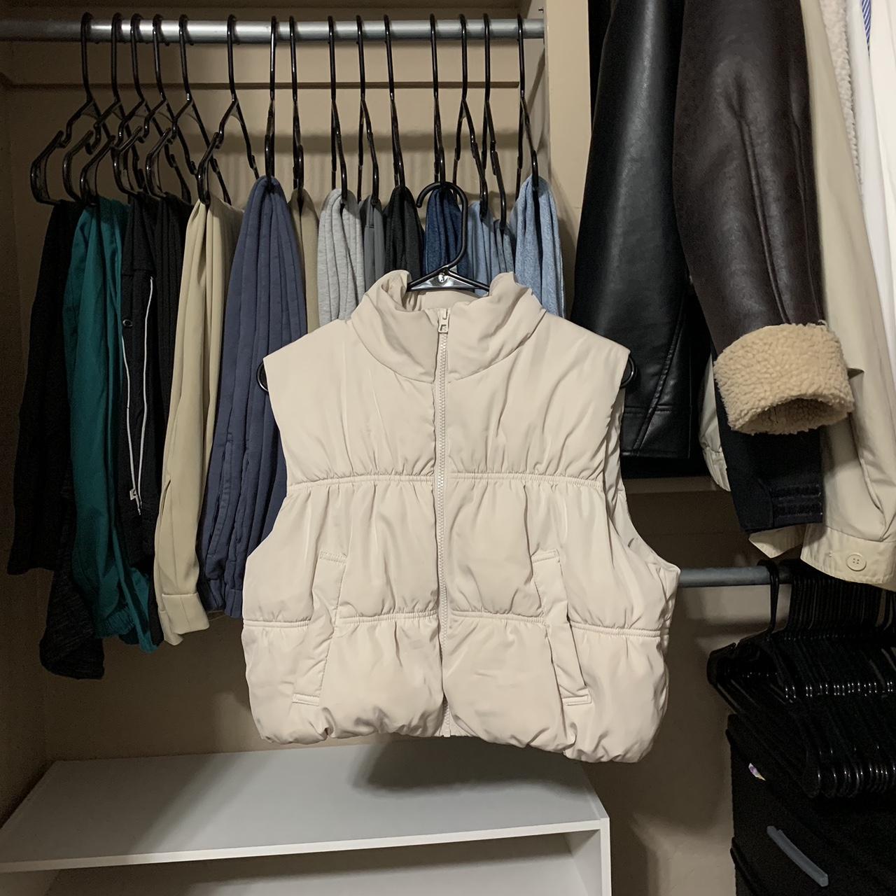 H&M Beige Puffer Vest Medium Depop