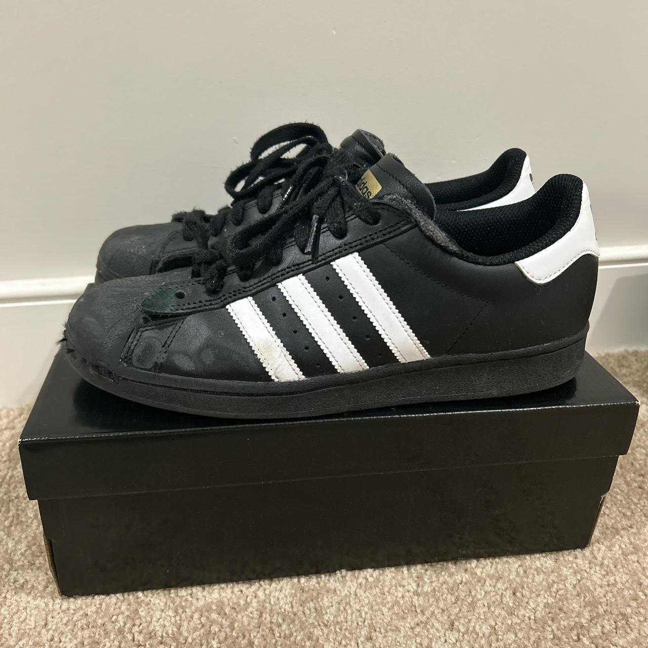 Adidas Superstar ADV size 9 Skated regular (great - Depop