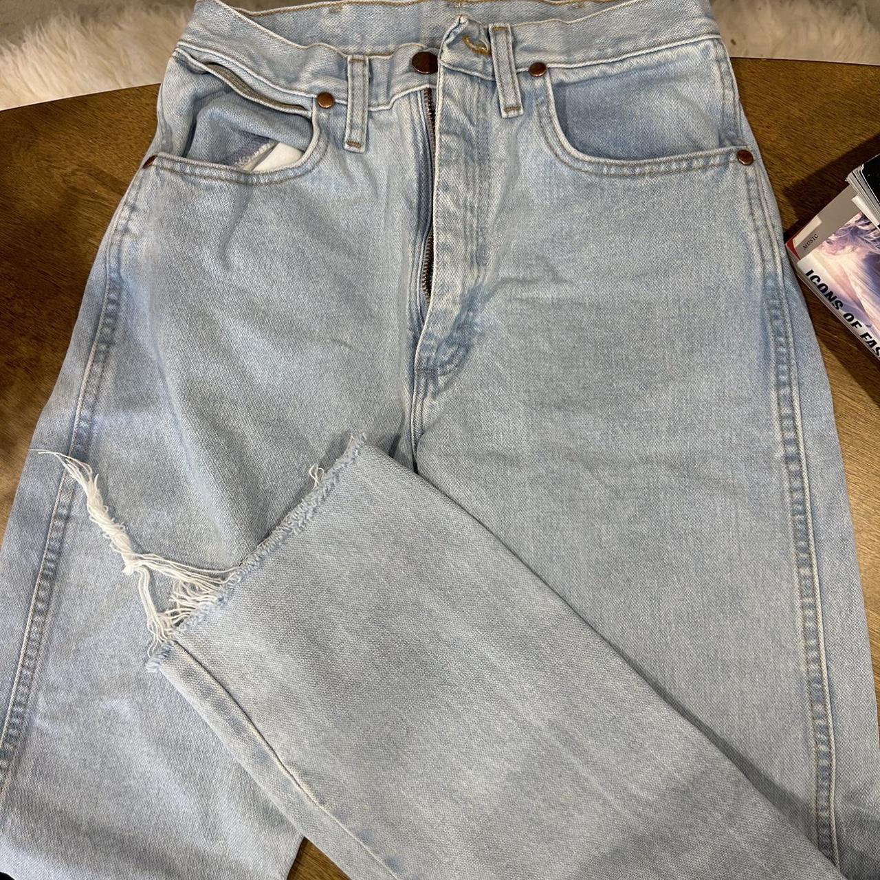 Wrangler light wash straight leg jeans THESE ARE SO... - Depop