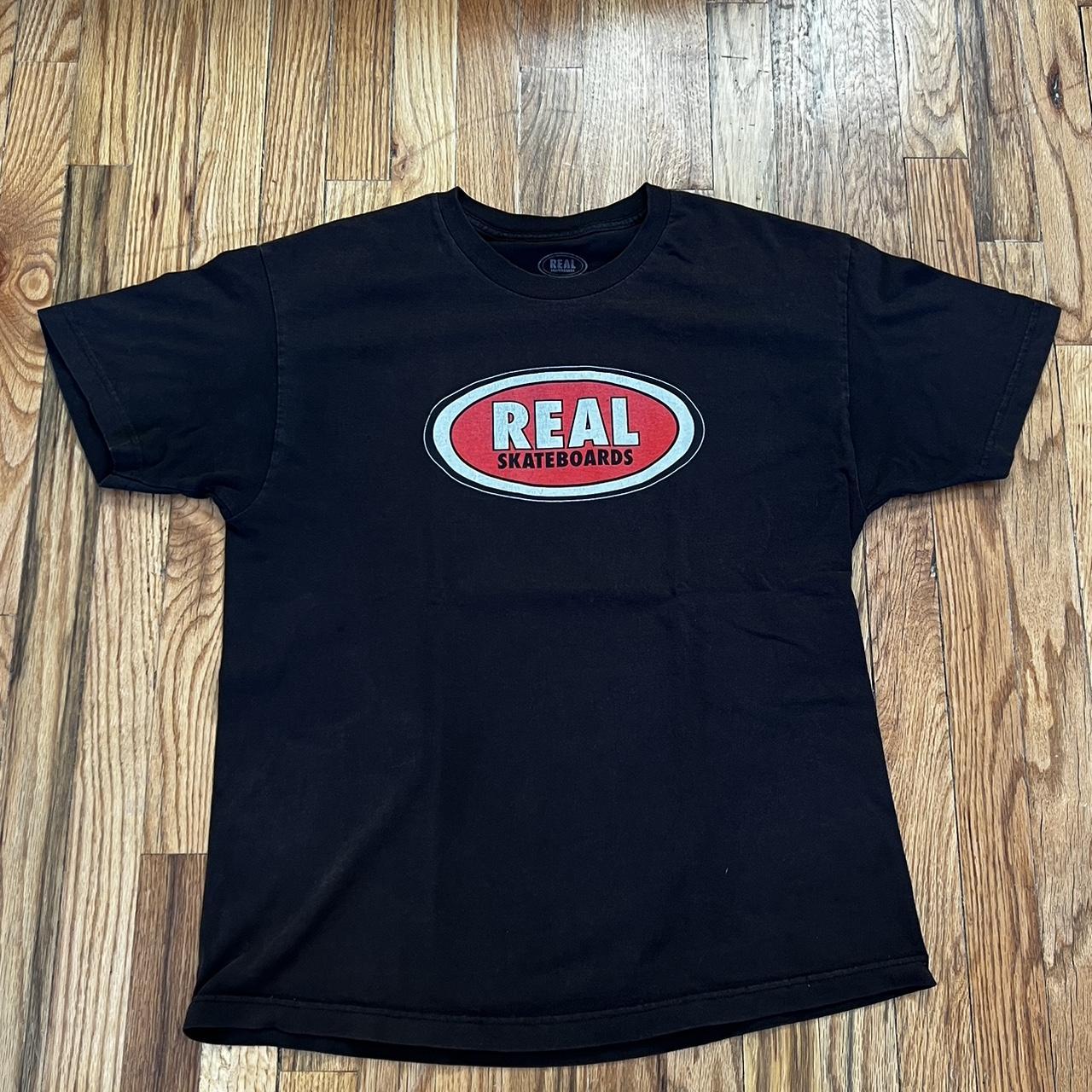 Real skateboards, T-shirt, size... - Depop