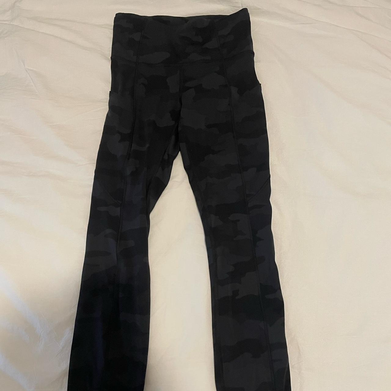 black fast and free high rise tight 25” lulu camo - Depop