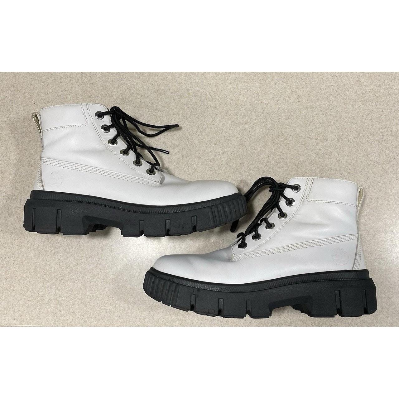ショートブーツ・ブーティ TIMBERLAND Woman Flat ankle boots White TB0A2H3C EX41 Women's Stone Street 6-Inch Waterproof Platform Boot