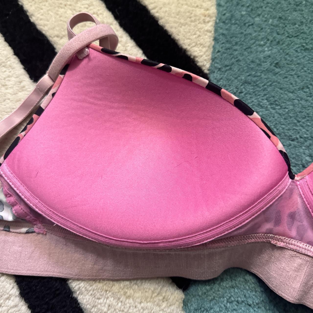 Victoria secret pink wear everywhere wireless push - Depop