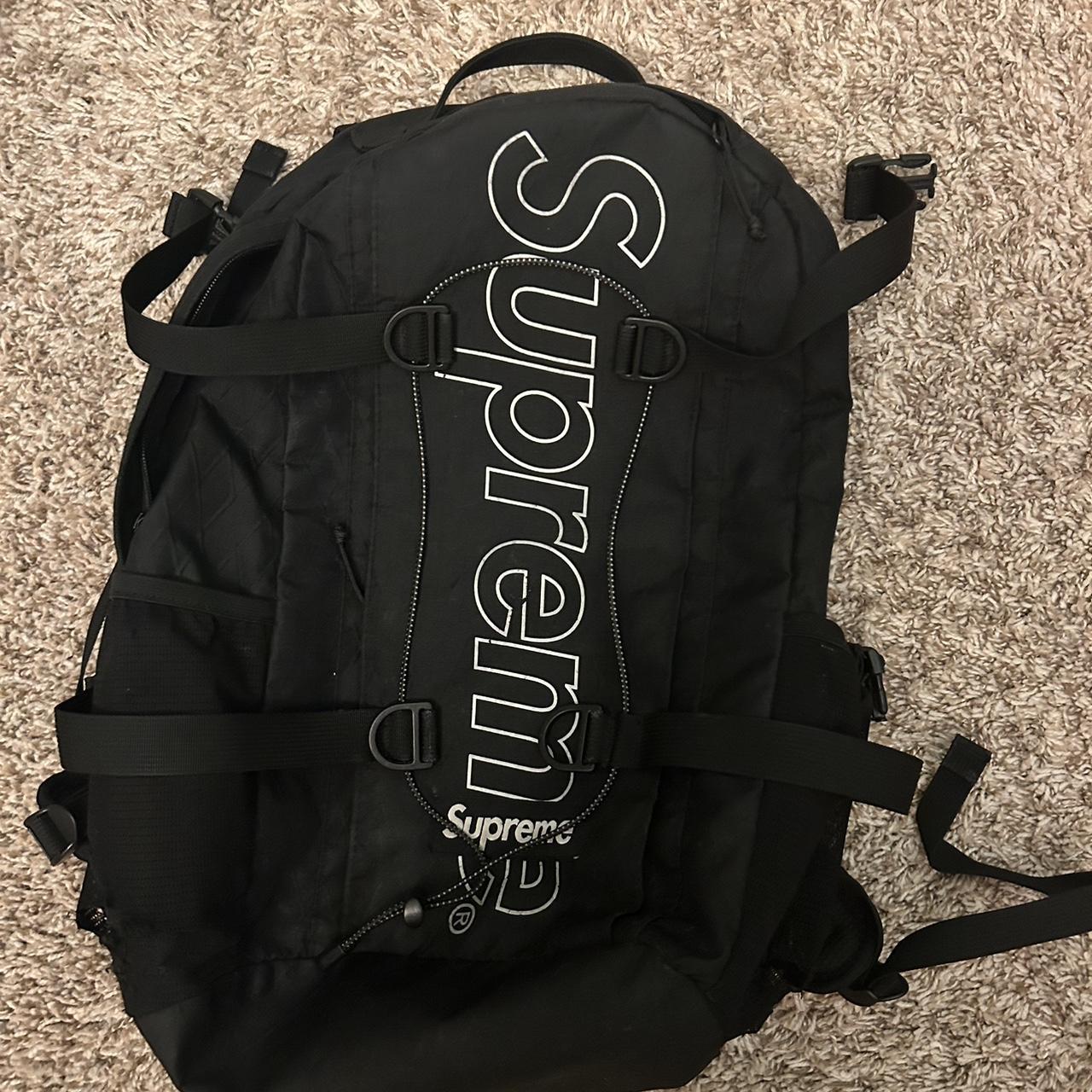 Used supreme outlet backpack