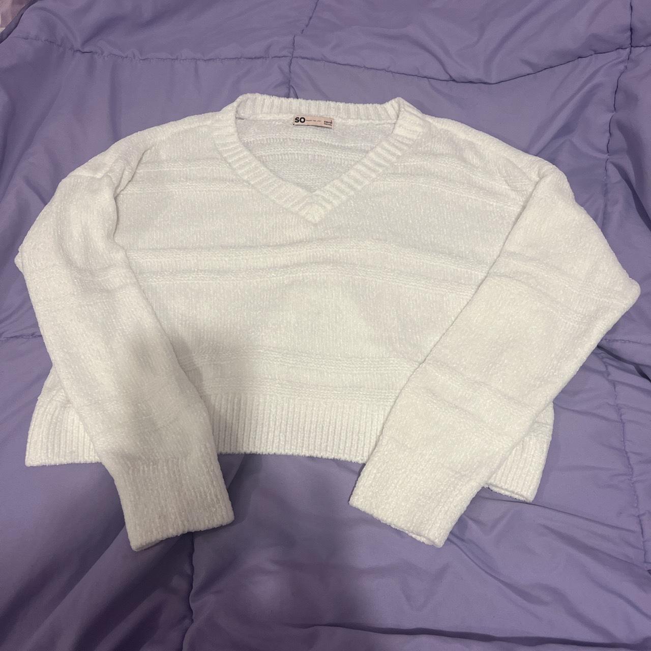 -white sweater -SO soft -size large, i sized up... - Depop