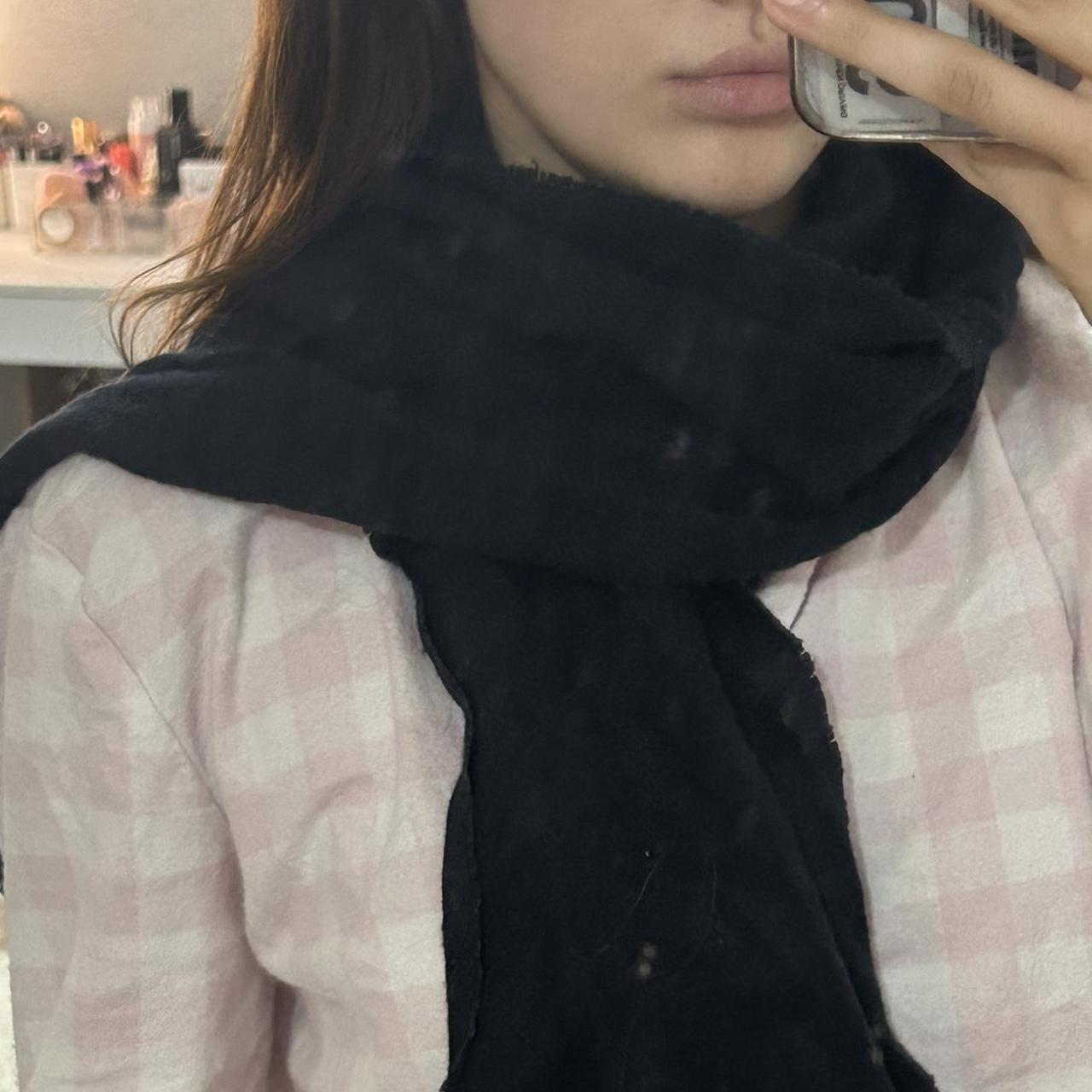 navy think scarf - Depop