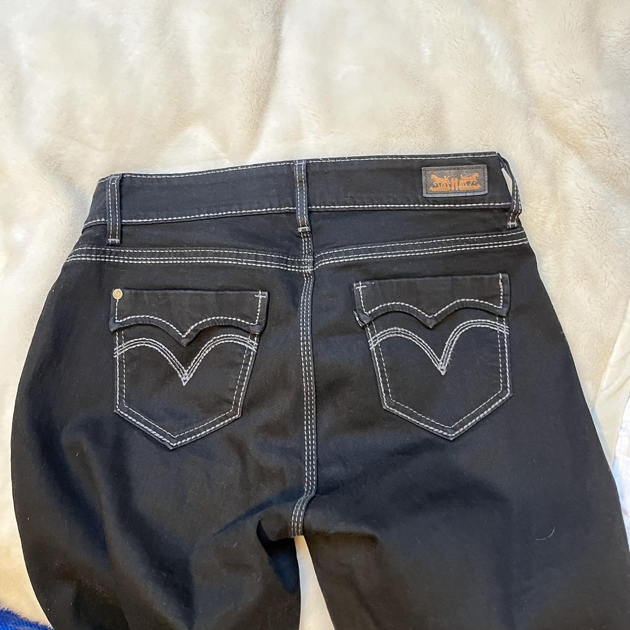 Levi's Women's Black Jeans | Depop