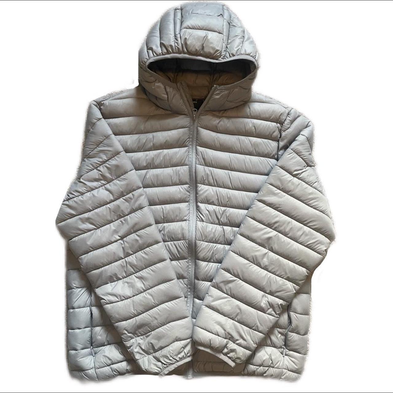 Grey Puffer Jacket $4 shipping #puffer... - Depop