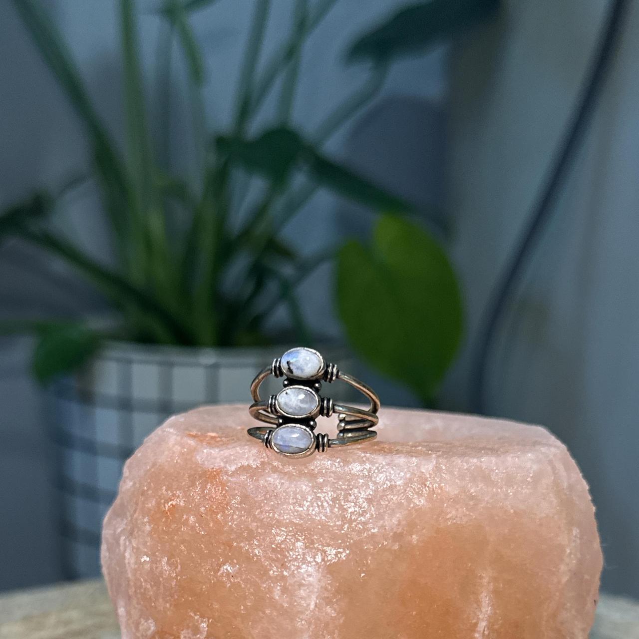 Women's Ring - Silver/Multi – Moonstone ring with… - image 1