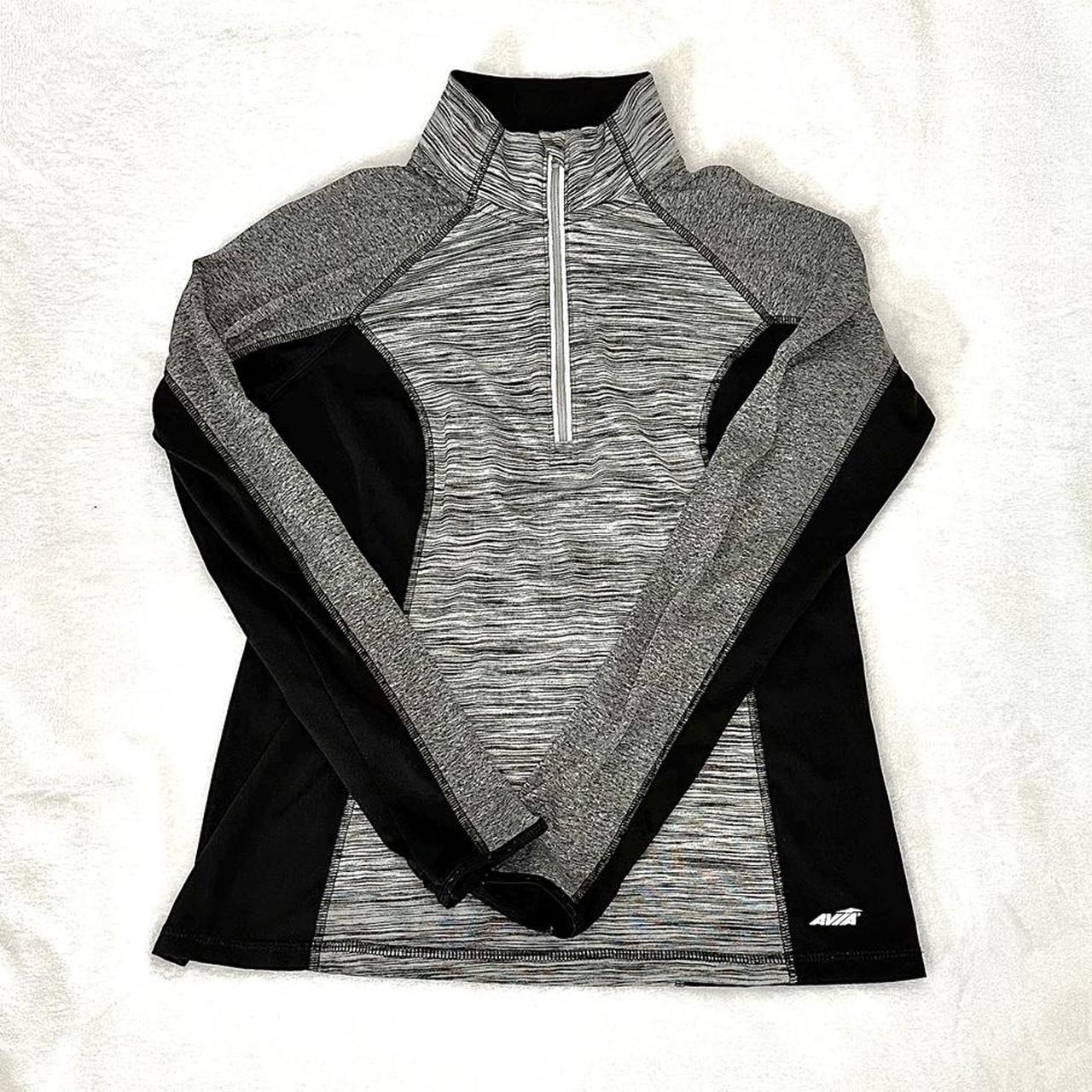 Avia Gray Long Sleeve Athletic Top Size XL