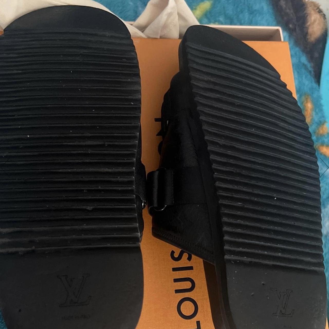 Louise Vuitton Honolulu Mule Slides - Depop