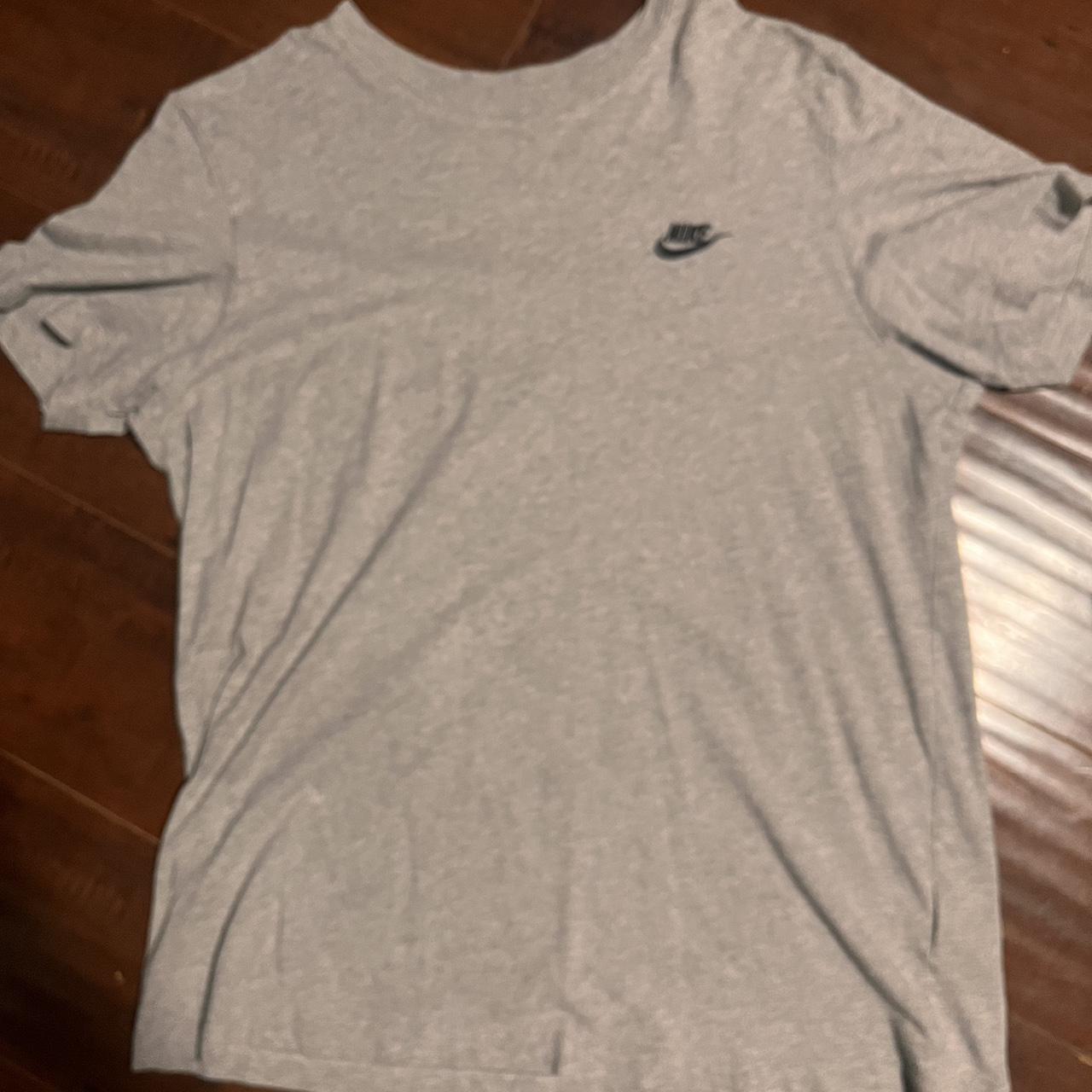mens dark grey nike t shirt