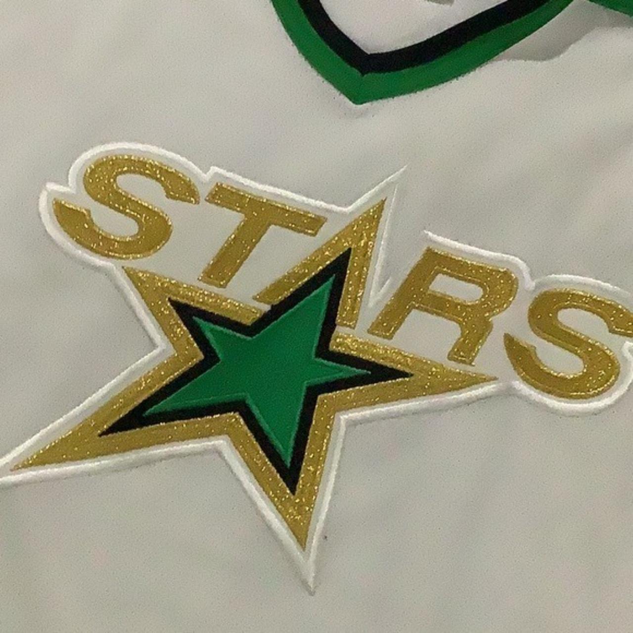 Vintage 90's Dallas Stars hockey jersey Embroidered - Depop