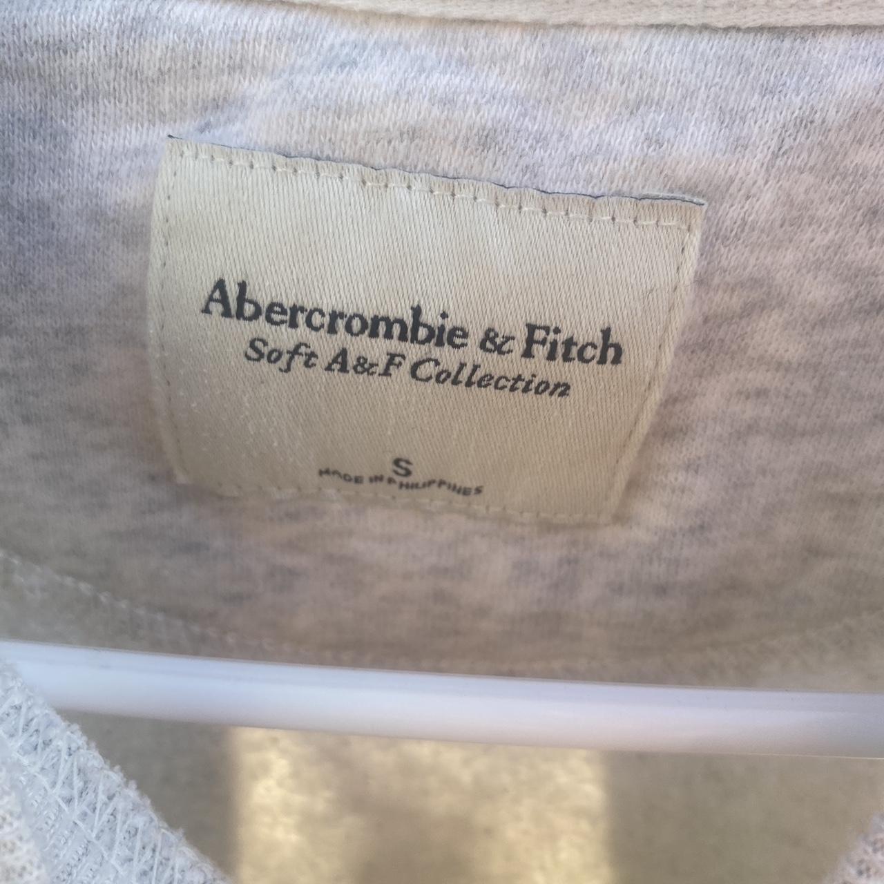 Aspen colorado Abercrombie and fitch sweater small... - Depop