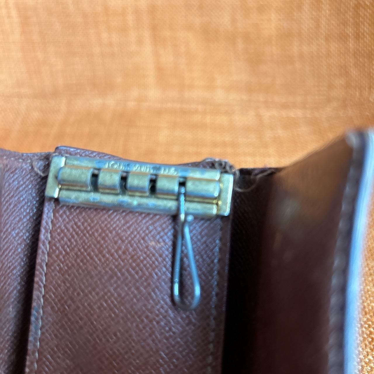 Vintage Louis Vuitton key holder (missing some - Depop