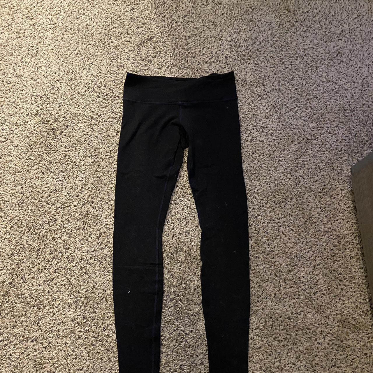 Lululemon leggings, size 4. Mid rise and regular - Depop