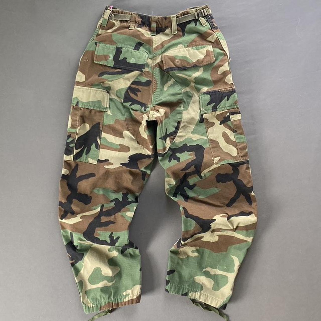 Army cargo pants Good condition Missing top button... - Depop