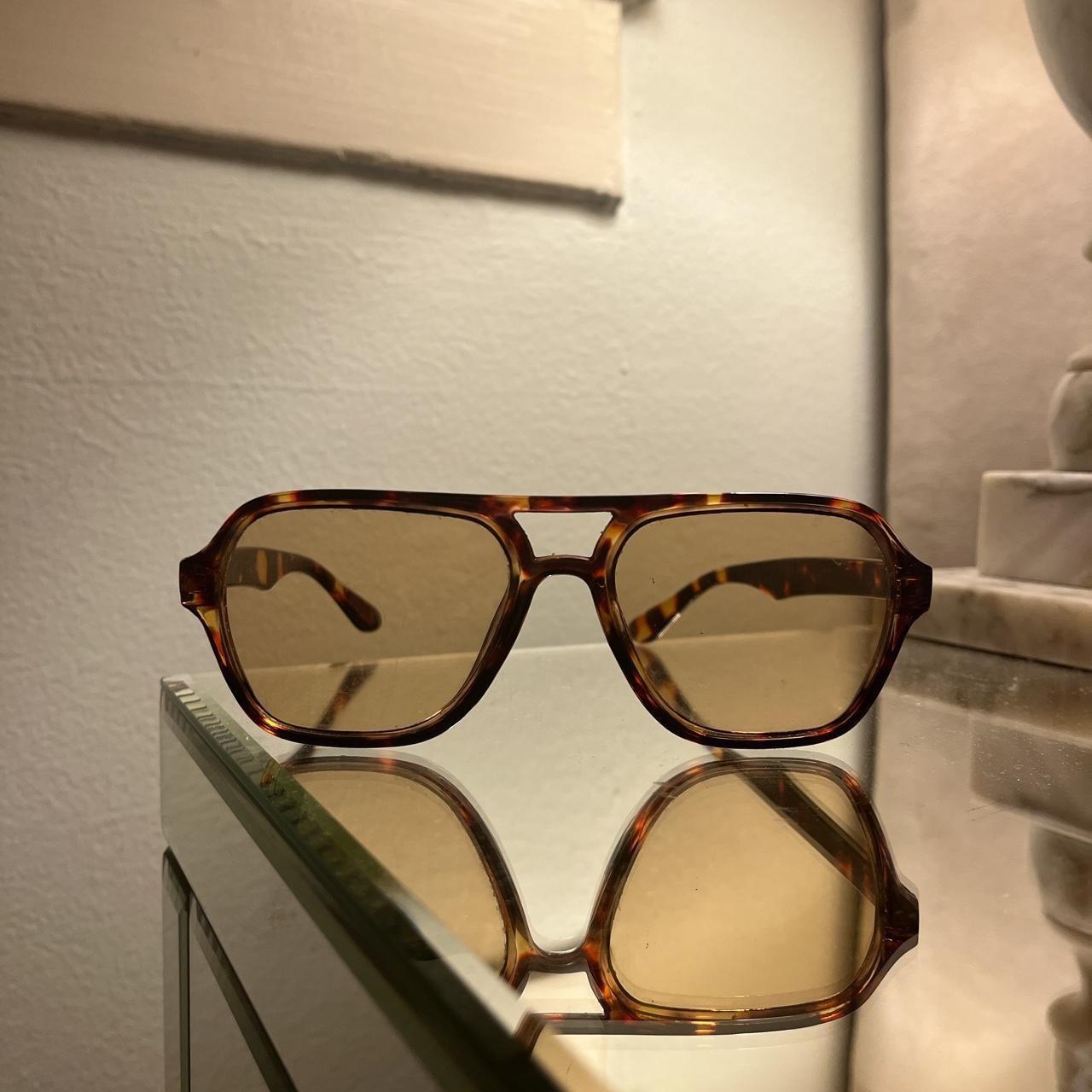 Urban Outfitters Women's Brown Sunglasses