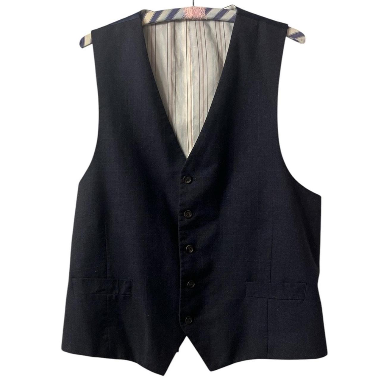 item listed by sonnysthriftyfinds