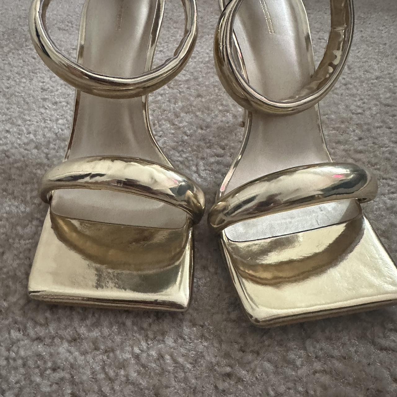 plt white heels