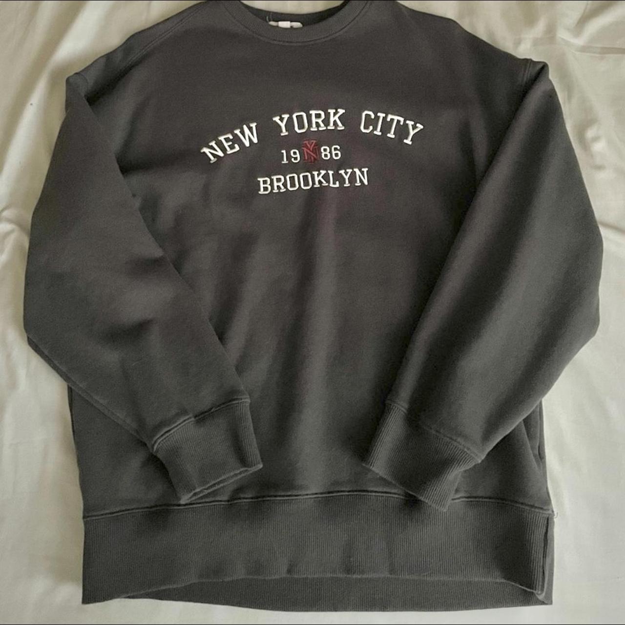 NY Yankees vintage sweatshirt Distressed crewneck - Depop