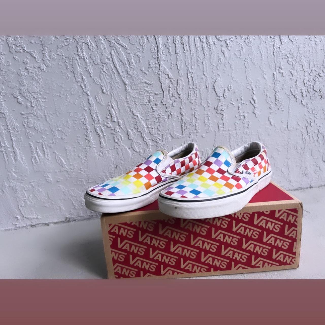 Rainbow checkerboard vans cheap size 6