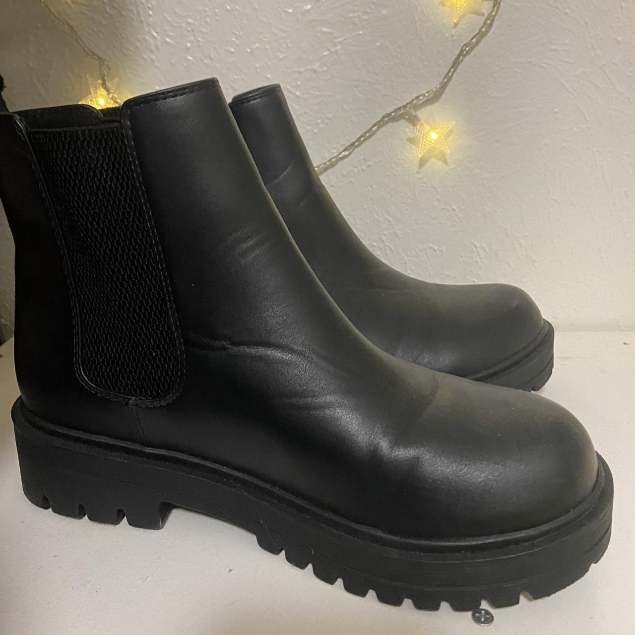 black soda boots - Depop